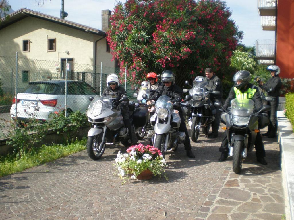 Bike & Wind Hotel Villa Maria Torbole Sul Garda Eksteriør billede
