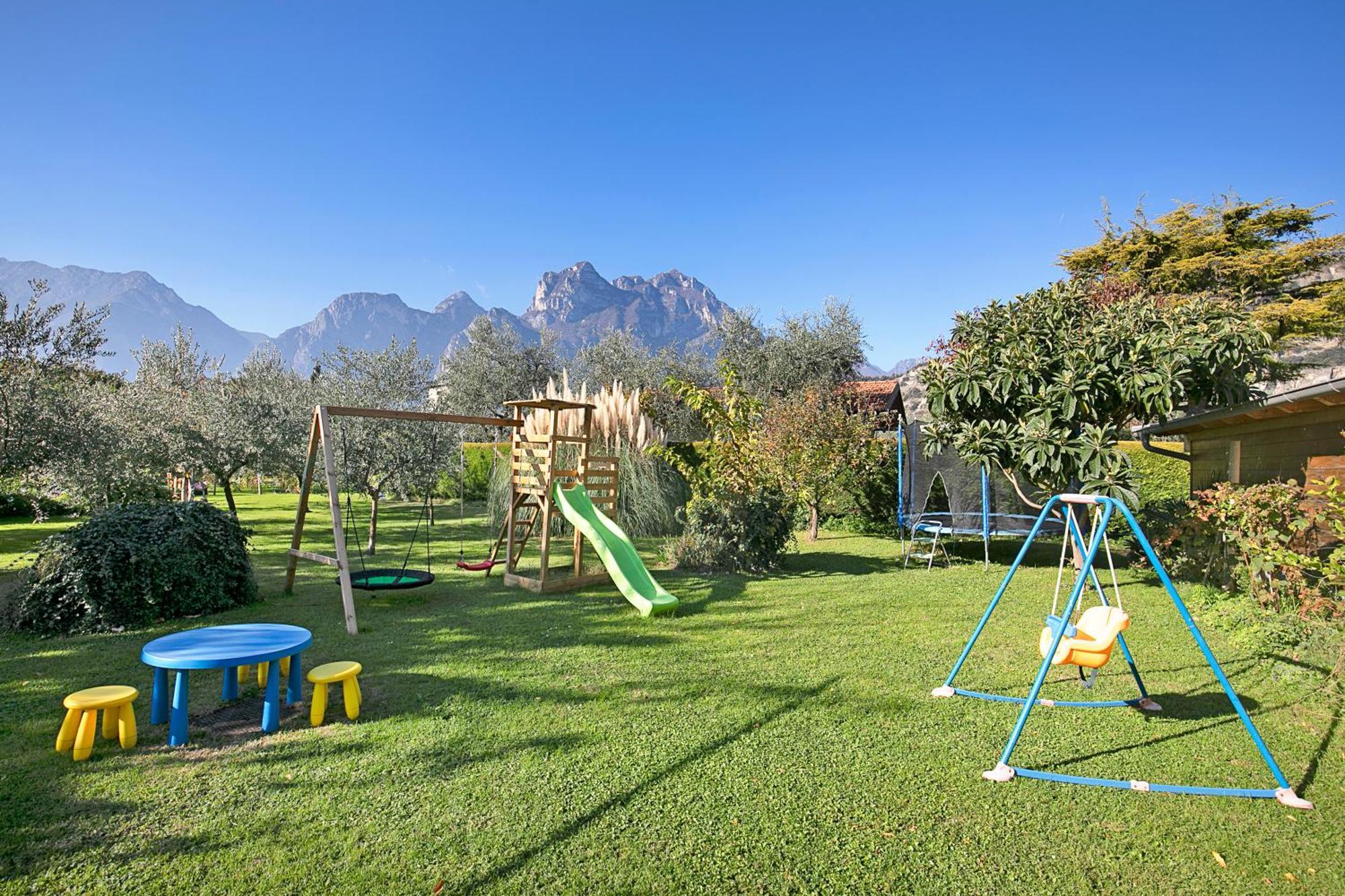 Bike & Wind Hotel Villa Maria Torbole Sul Garda Eksteriør billede