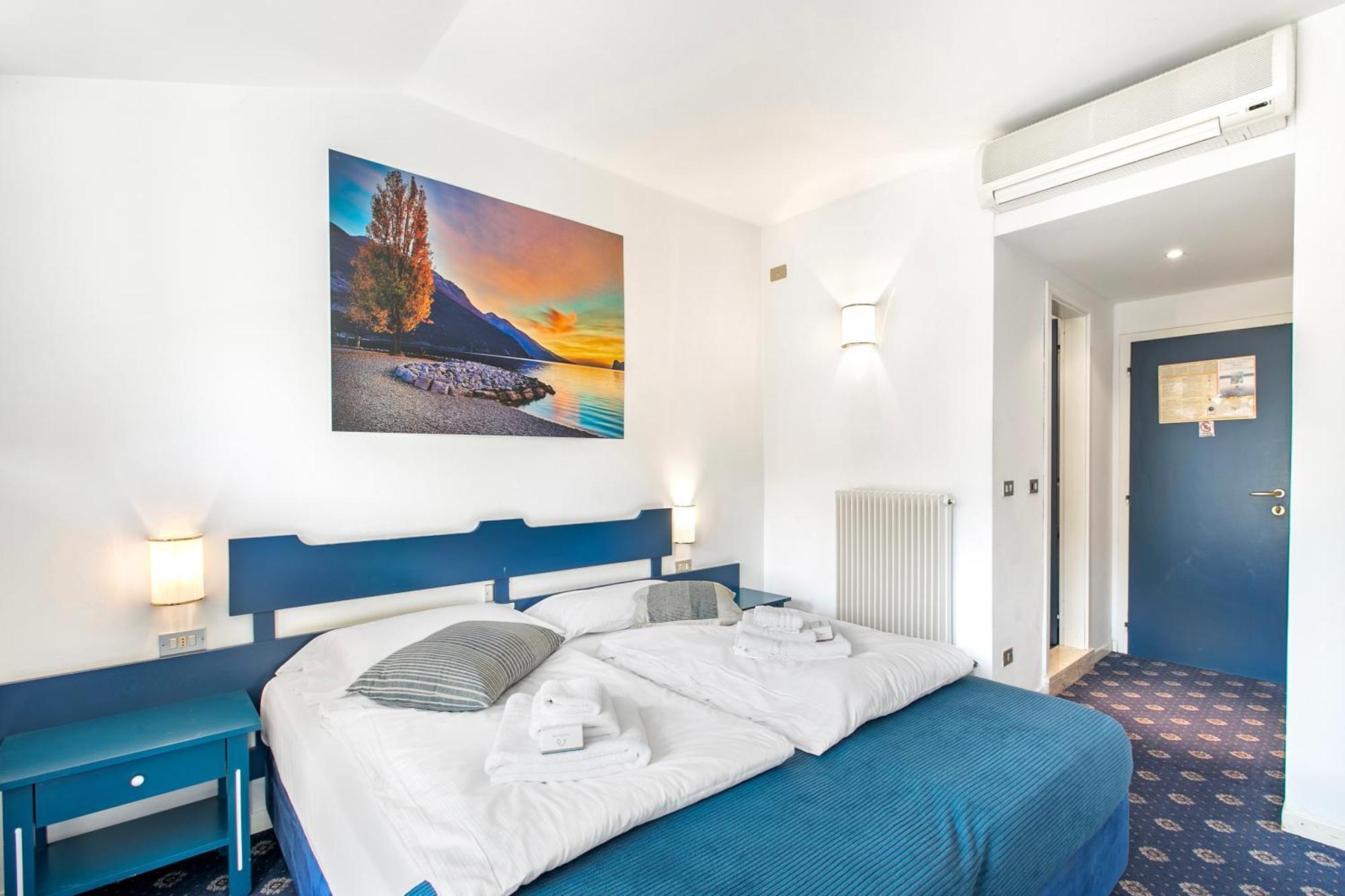Bike & Wind Hotel Villa Maria Torbole Sul Garda Eksteriør billede
