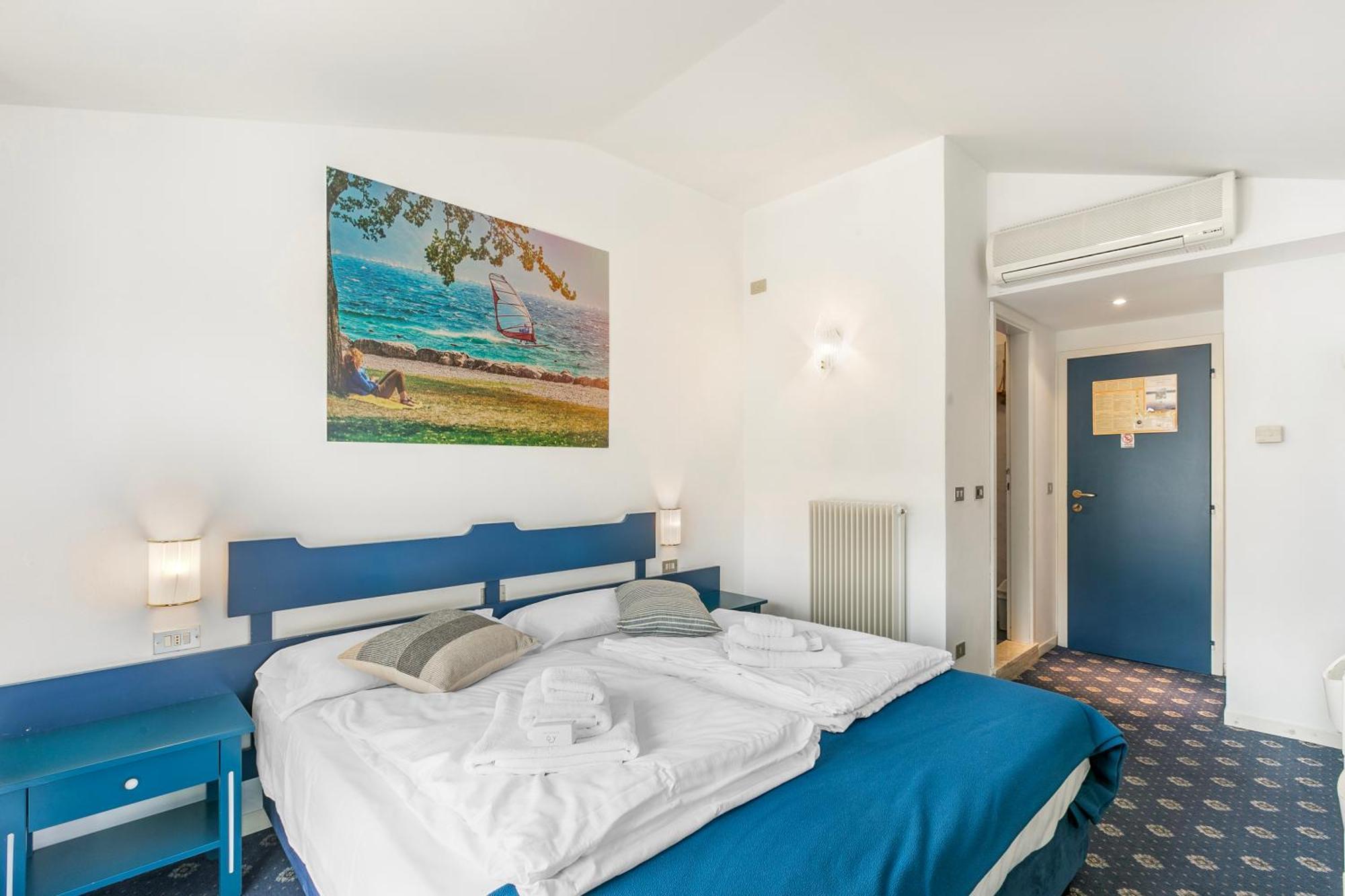 Bike & Wind Hotel Villa Maria Torbole Sul Garda Eksteriør billede