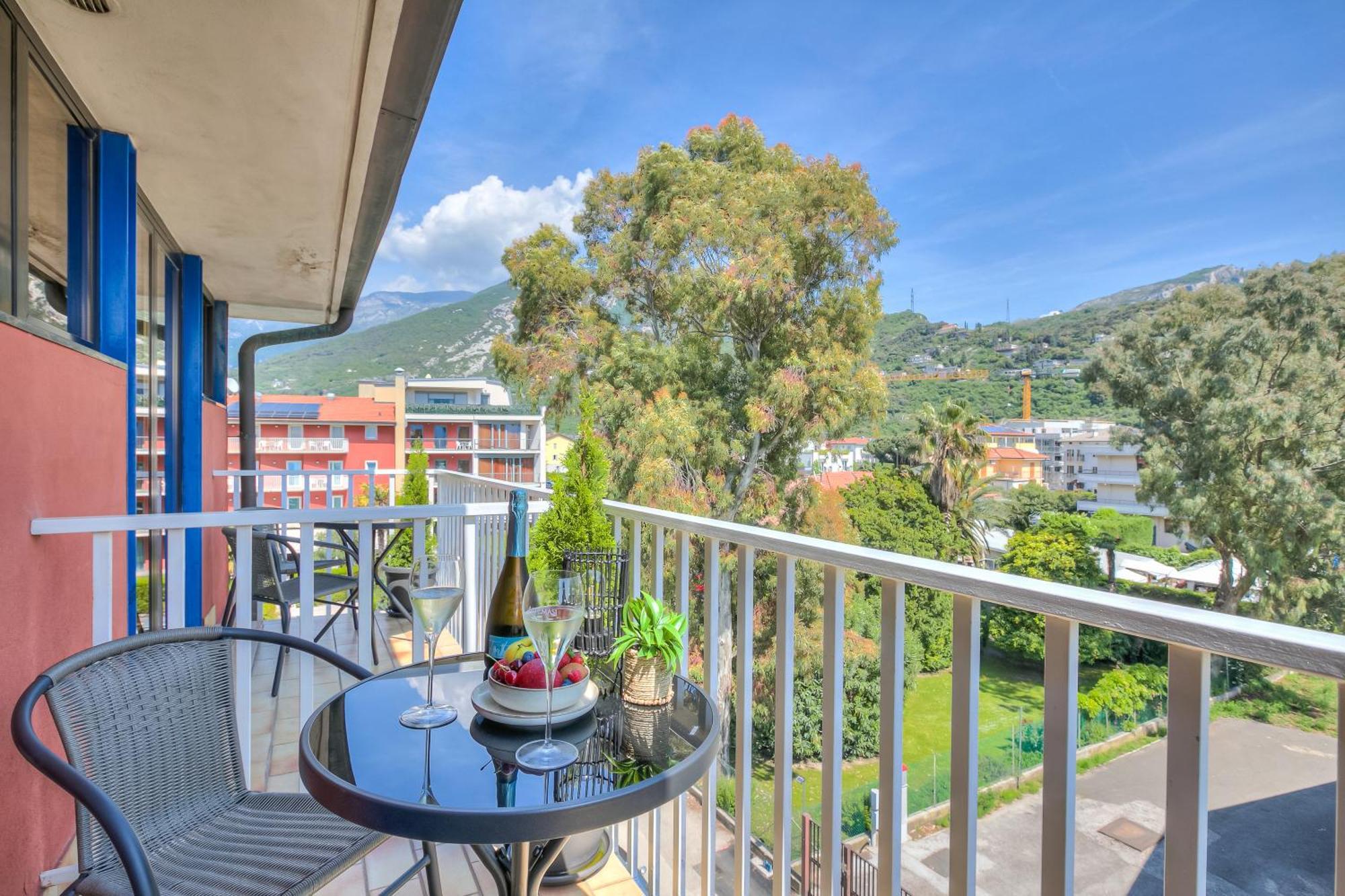 Bike & Wind Hotel Villa Maria Torbole Sul Garda Eksteriør billede