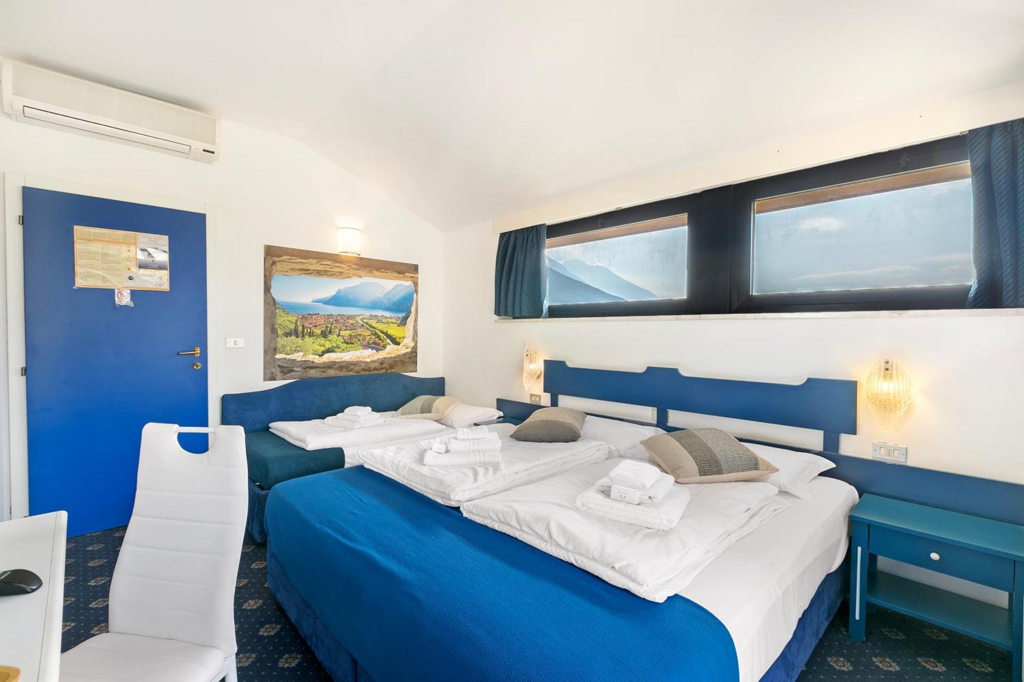 Bike & Wind Hotel Villa Maria Torbole Sul Garda Eksteriør billede